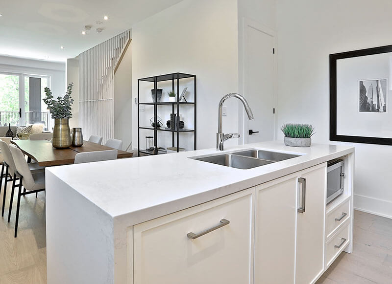 Piano Towns Showing Interior Kitchen Island